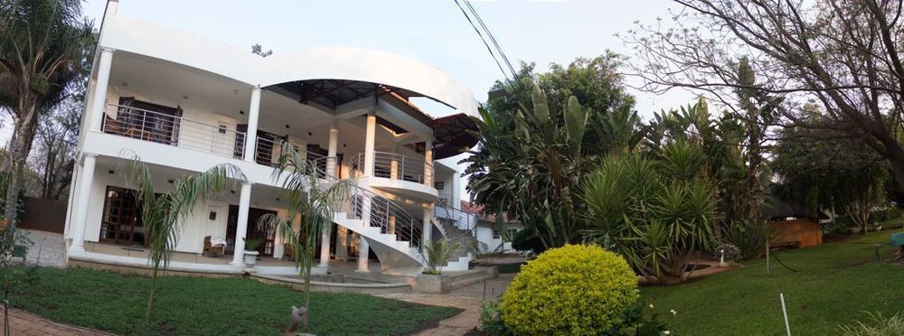 Motsamai Guest Lodge Bulawayo Luaran gambar