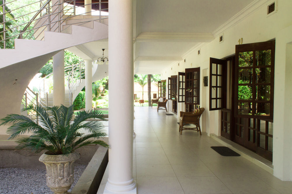 Motsamai Guest Lodge Bulawayo Luaran gambar